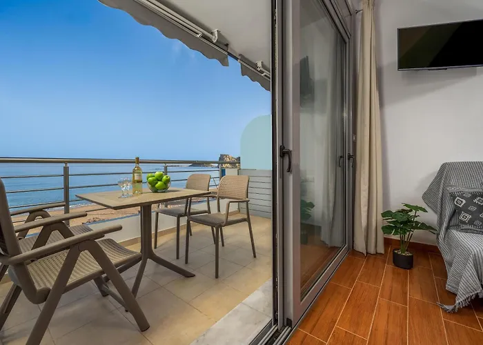 Daire Stegnale Archangelos (Rhodes)